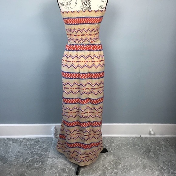 SANS Souci Smocked Strapless Aztec Tribal Print Maxi Dress Women's Size M Belted - Picture 8 of 12